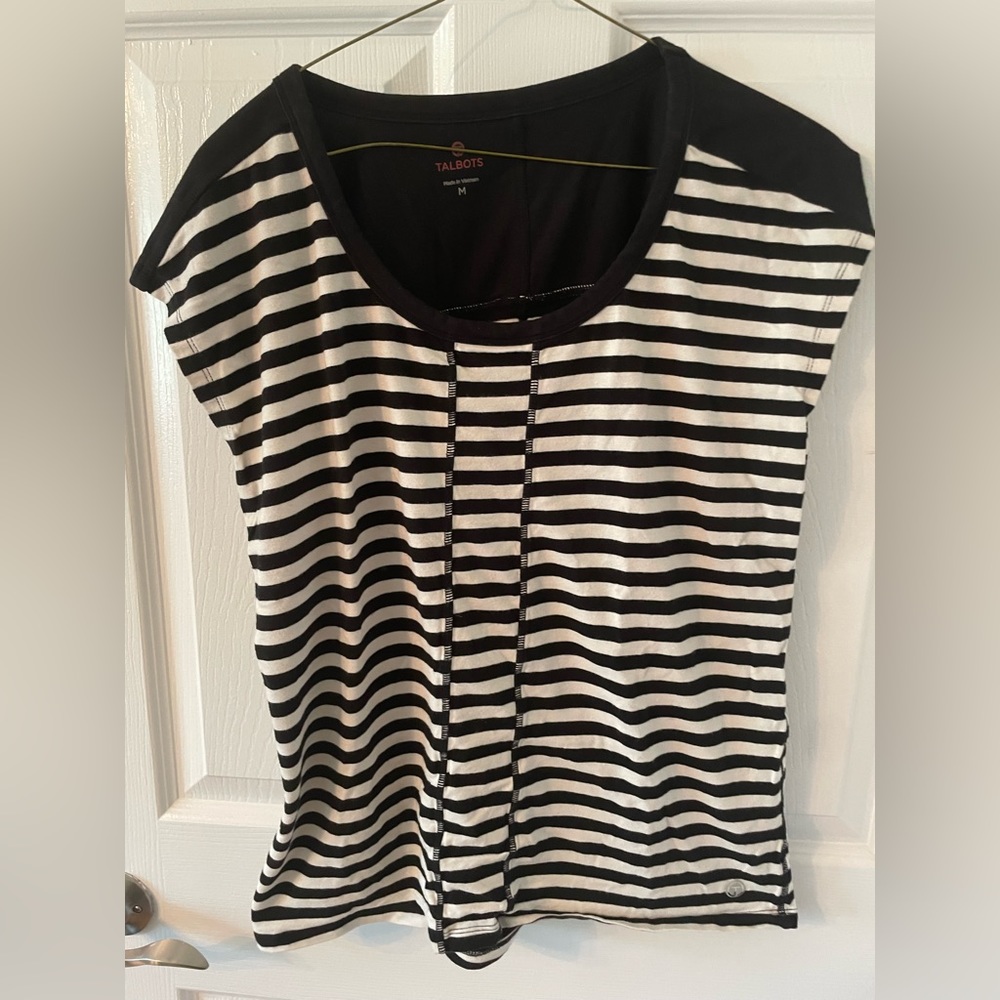 Women’s top striped black and white Talbots medium
